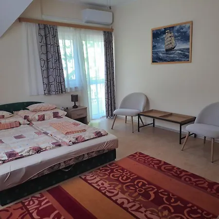 Apartamento Scamard Zamárdi