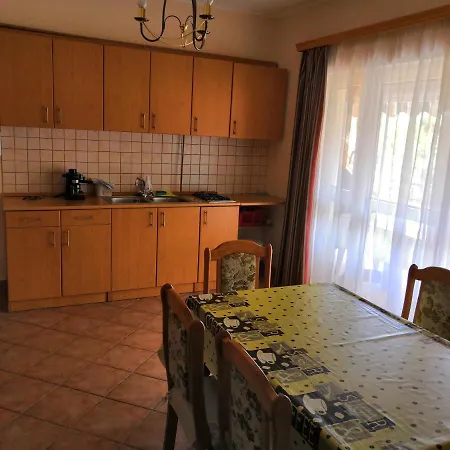 Scamard Apartament Zamárdi